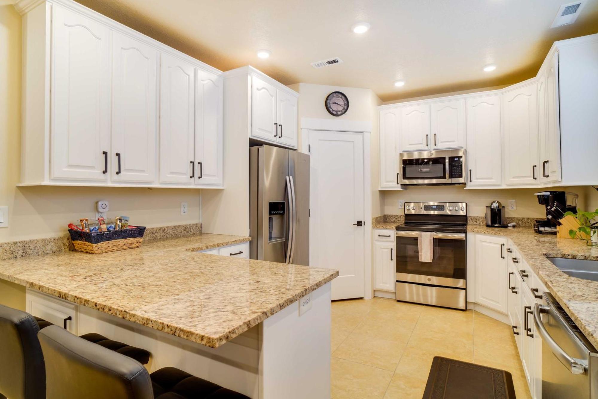 Contemporary Home With Grill Near Utah Lake! Saratoga Springs Luaran gambar