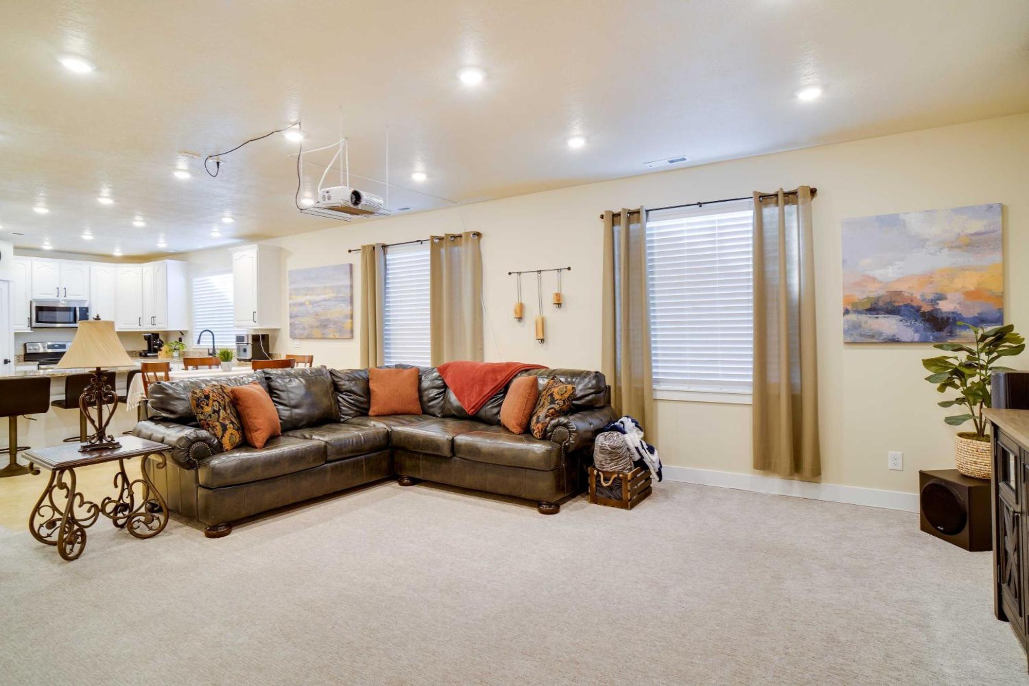 Contemporary Home With Grill Near Utah Lake! Saratoga Springs Luaran gambar