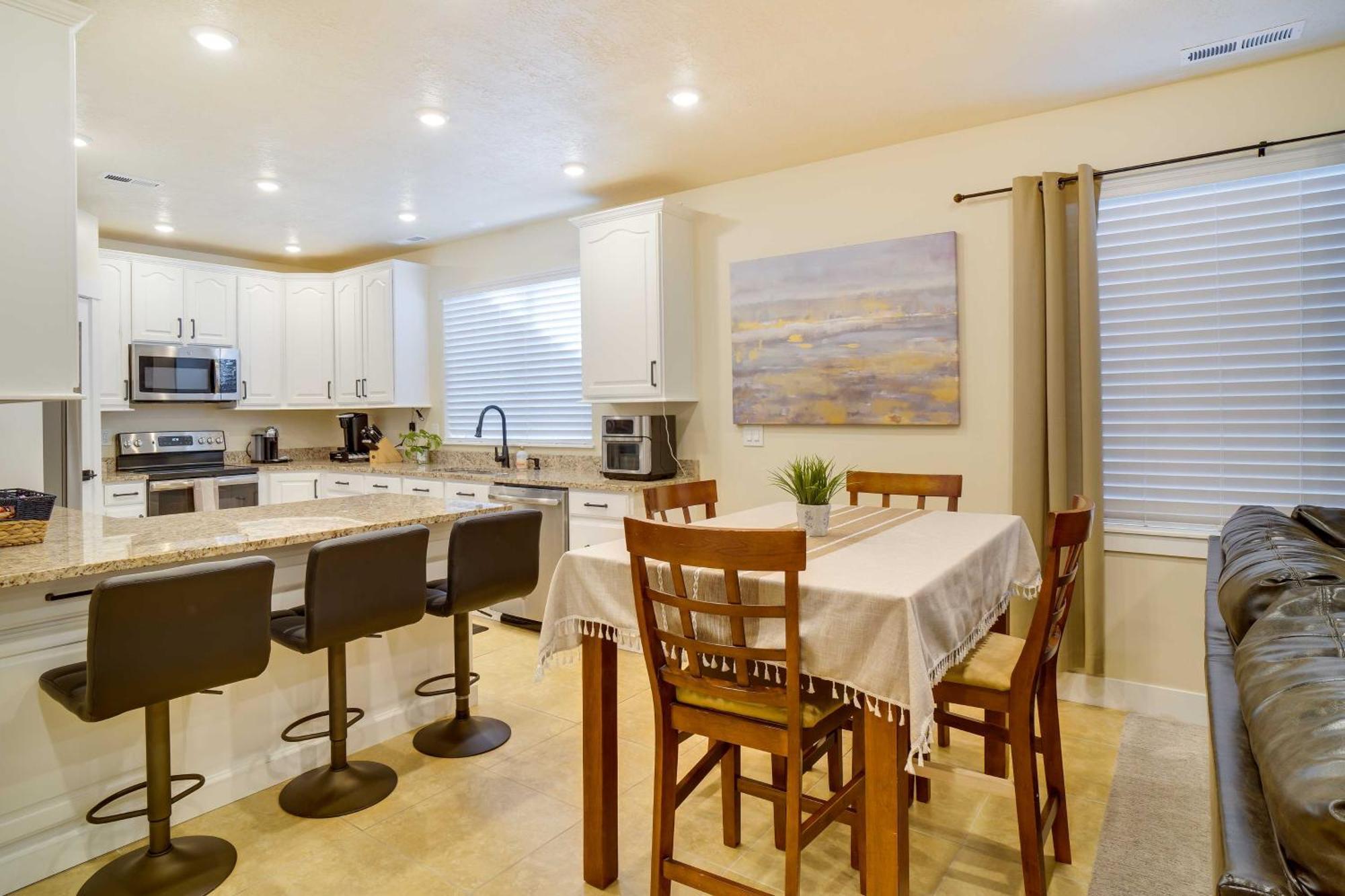 Contemporary Home With Grill Near Utah Lake! Saratoga Springs Luaran gambar